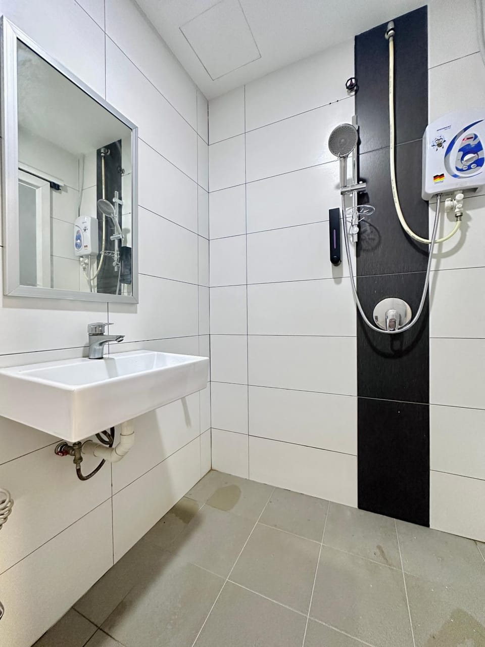 202 1B1B Nusa Bestari-Near Bkt Indah Riverview Inn Bed and Breakfast in Johor Bahru
