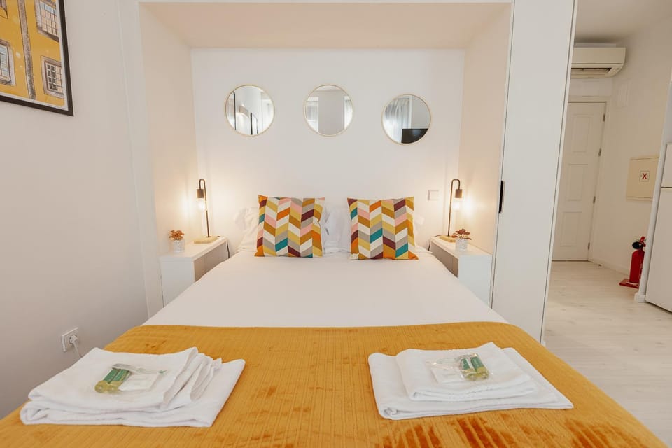 Bed, Bedroom