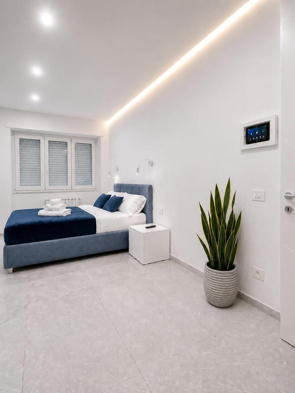 Bed, TV and multimedia, View (from property/room), Bedroom, air conditioner, air conditioner