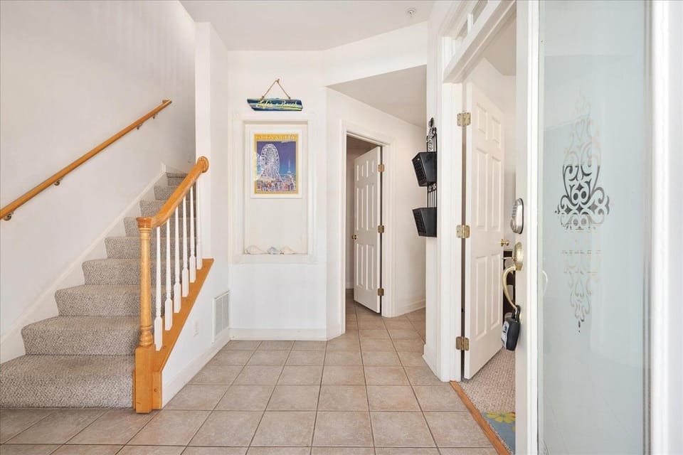 Beautiful 4 Bedroom Townhouse in Sunset Island! House in Ocean City