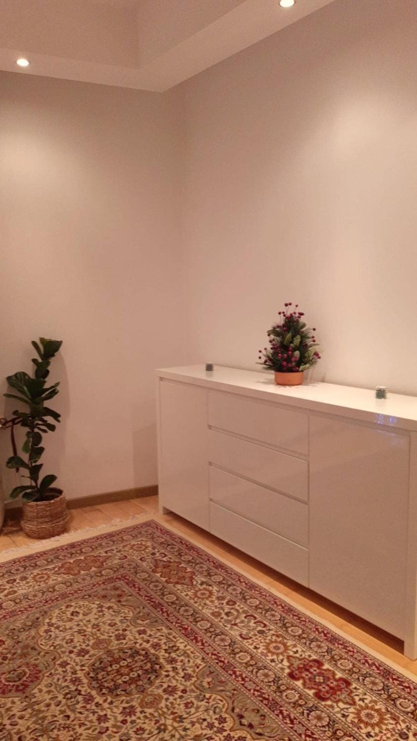 Bedroom, storage