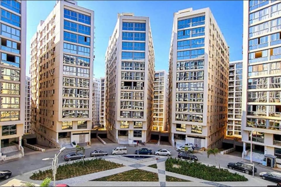 Property building, Neighbourhood, Parking