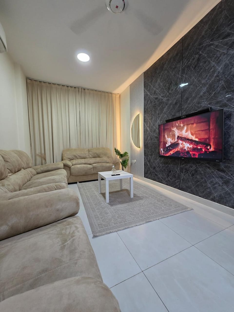 Opera43 Spacious & Central Apartment in Muscat