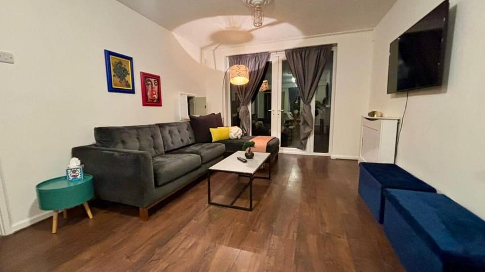 The Four Bedroom Garden Escape House in Hove