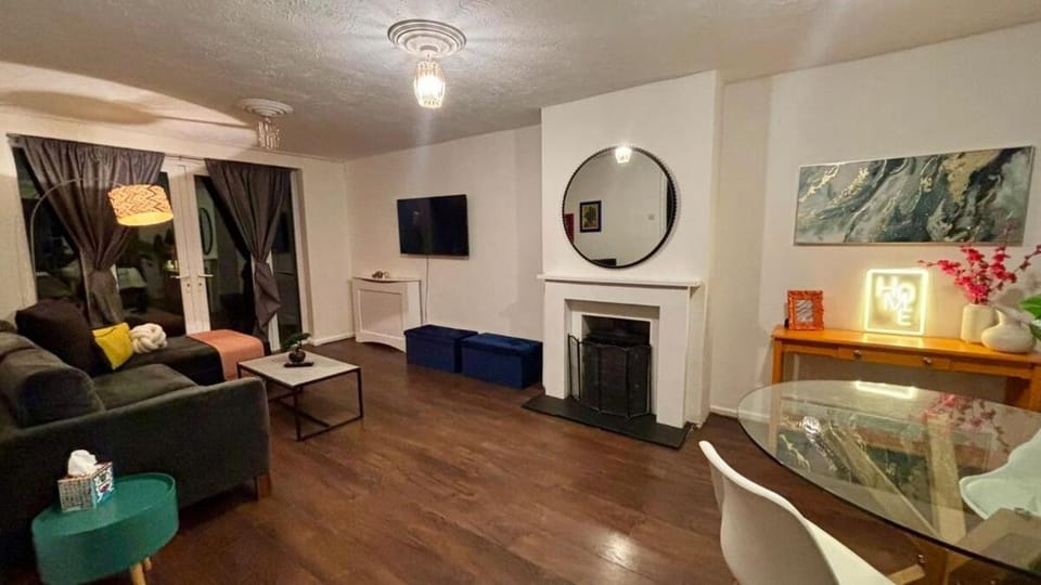 The Four Bedroom Garden Escape House in Hove