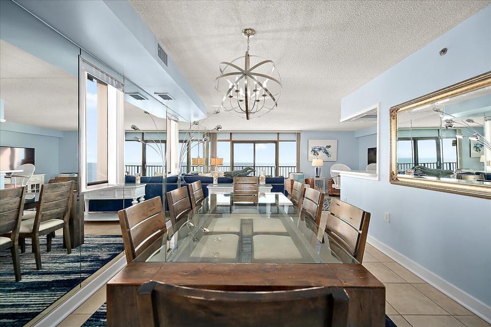 3 Bedroom with a Direct Ocean Front at the Capri! House in Ocean City