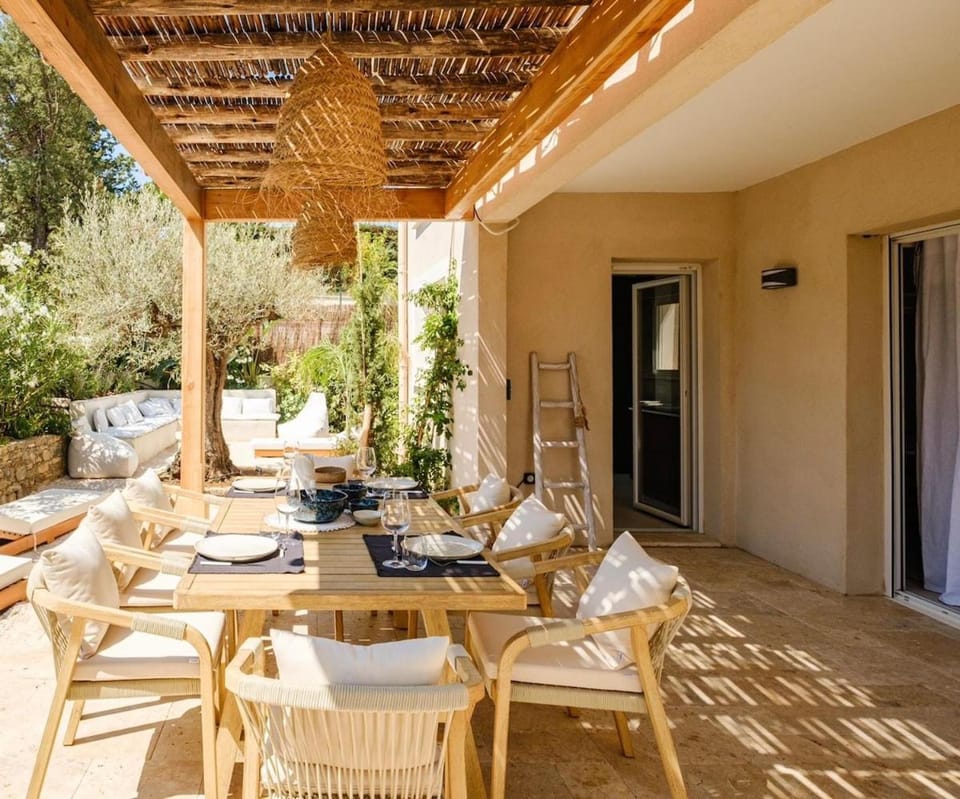 Luxurious new villa pool golf St Tropez Villa in Sainte-Maxime
