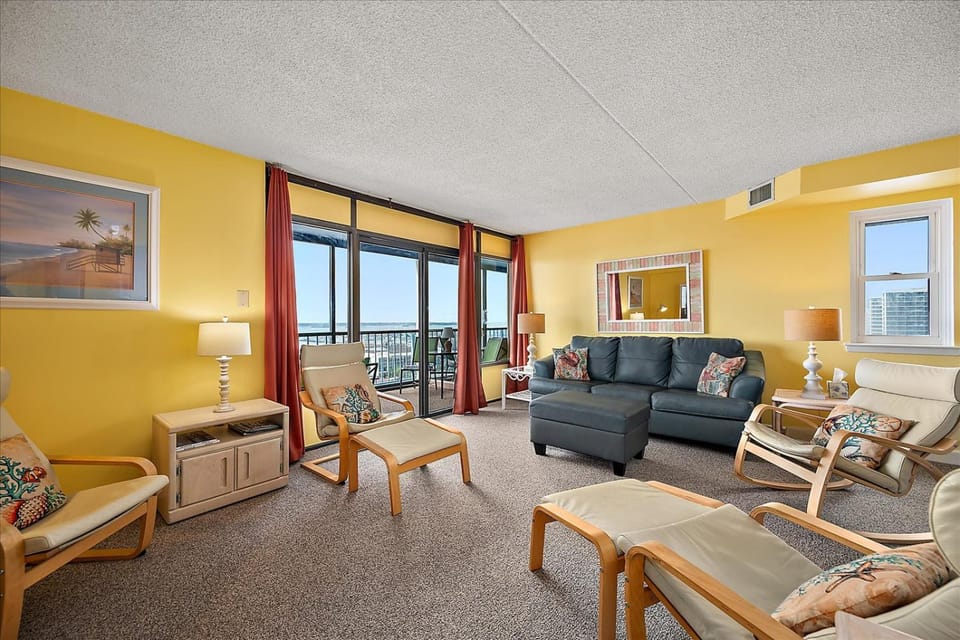 Ocean & Bay View 3 Bed Condo in Capri With Indoor Pool! House in Ocean City