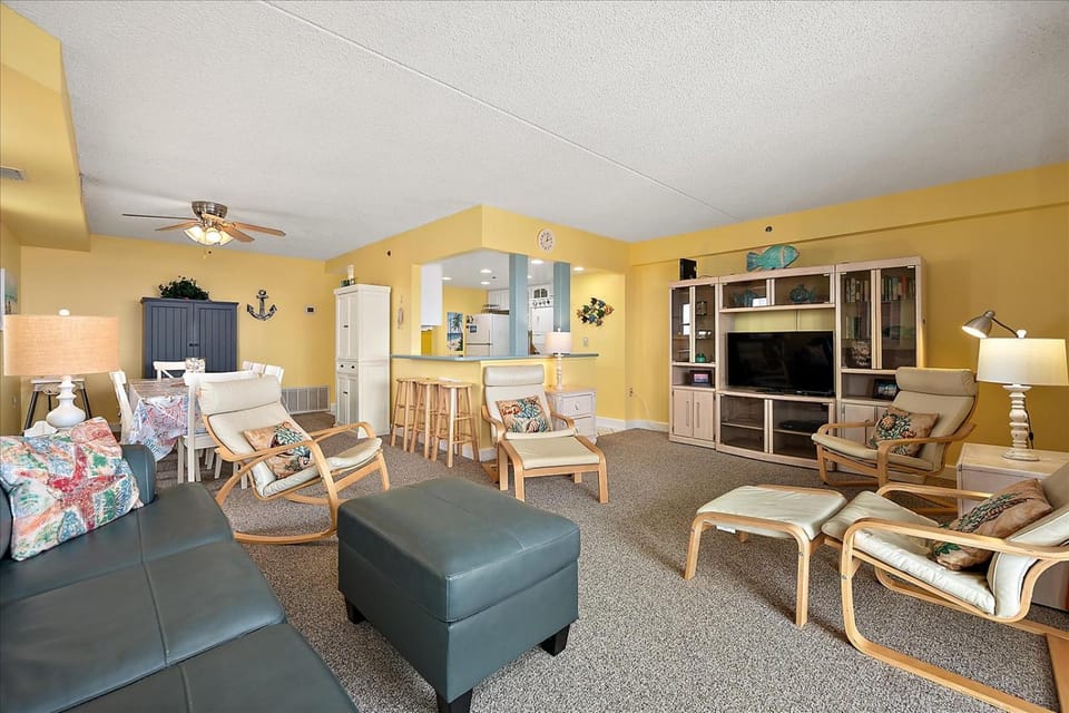 Ocean & Bay View 3 Bed Condo in Capri With Indoor Pool! House in Ocean City