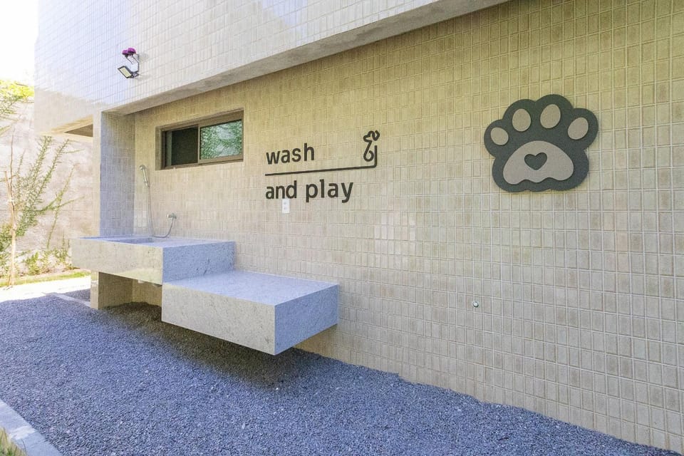 Area and facilities