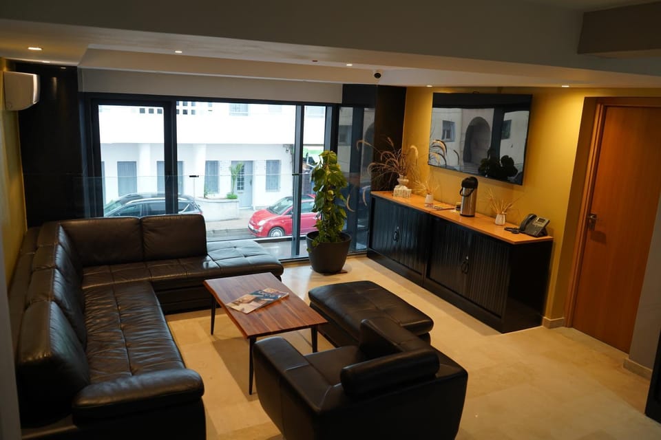 Lobby or reception, Internal: Not applicable to any particular room