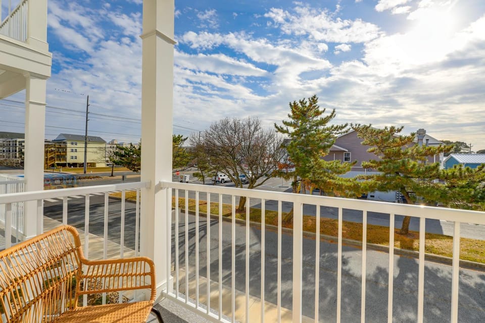 Pool Access! Newly Built Ocean City Townhome House in Ocean City
