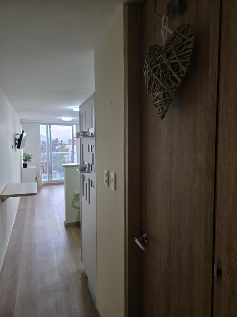 Apartaestudio con vista a AV Santander Manizales Apartment in Manizales