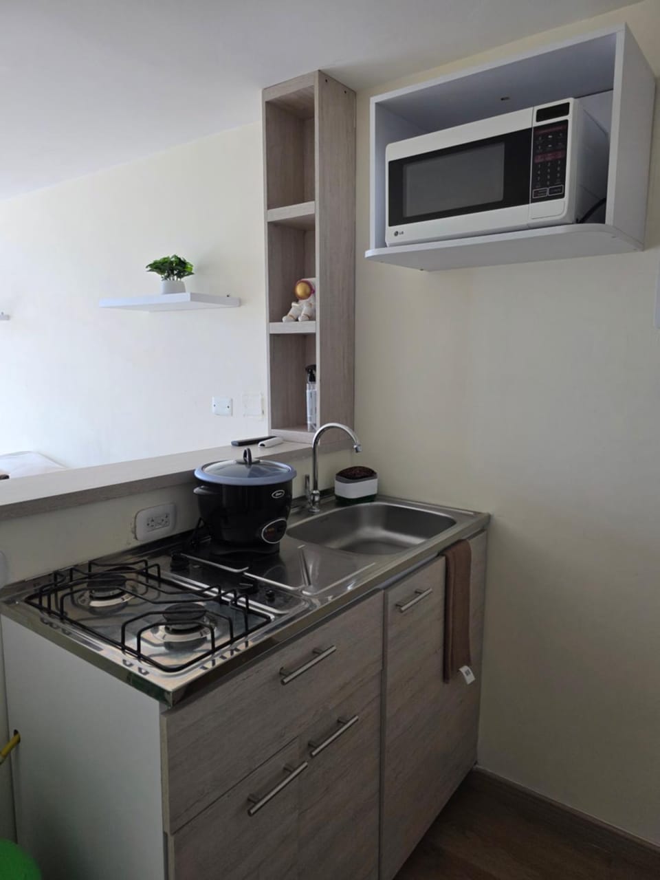 Apartaestudio con vista a AV Santander Manizales Apartment in Manizales