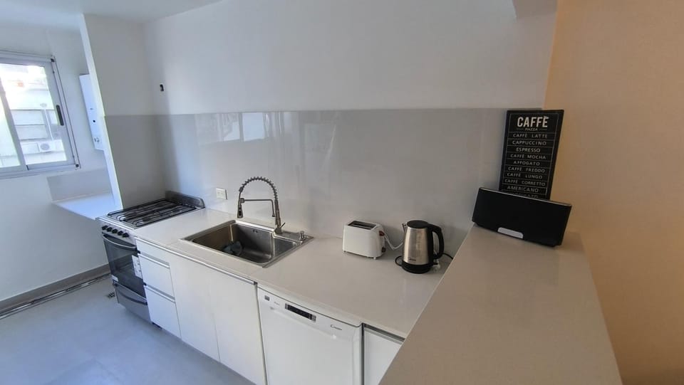 Kitchen or kitchenette, dishwasher