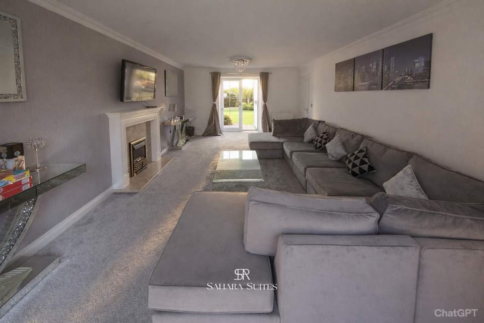 Spacious 5-Bedroom - Cardiff & Newport - Parking House in Cardiff