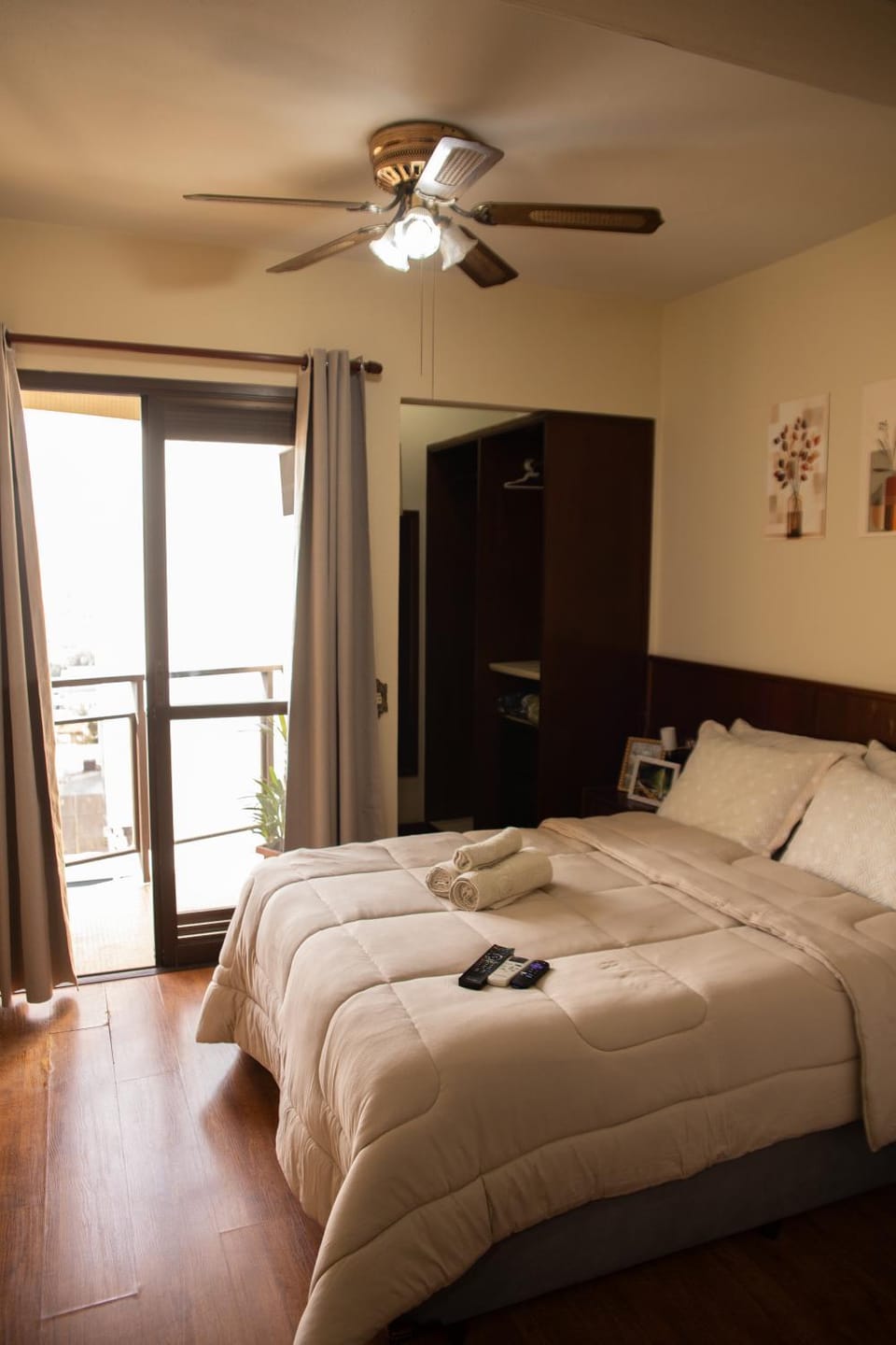 Apartamento no centro de Sao Paulo com vaga Apartment in Sao Paulo City