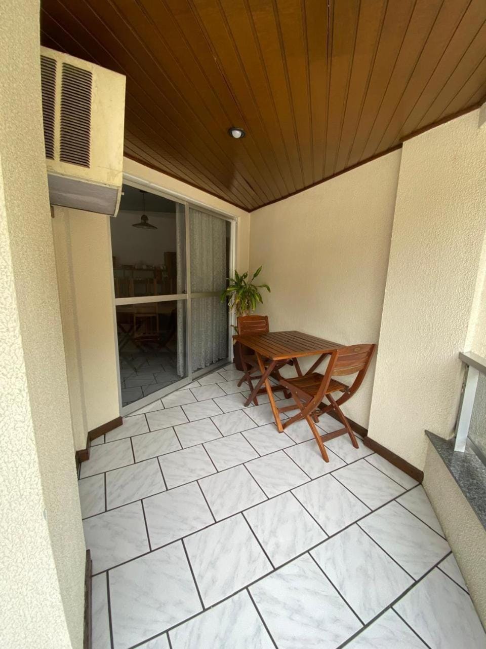 Apartamento próximo ao mar Apartment in Itapema