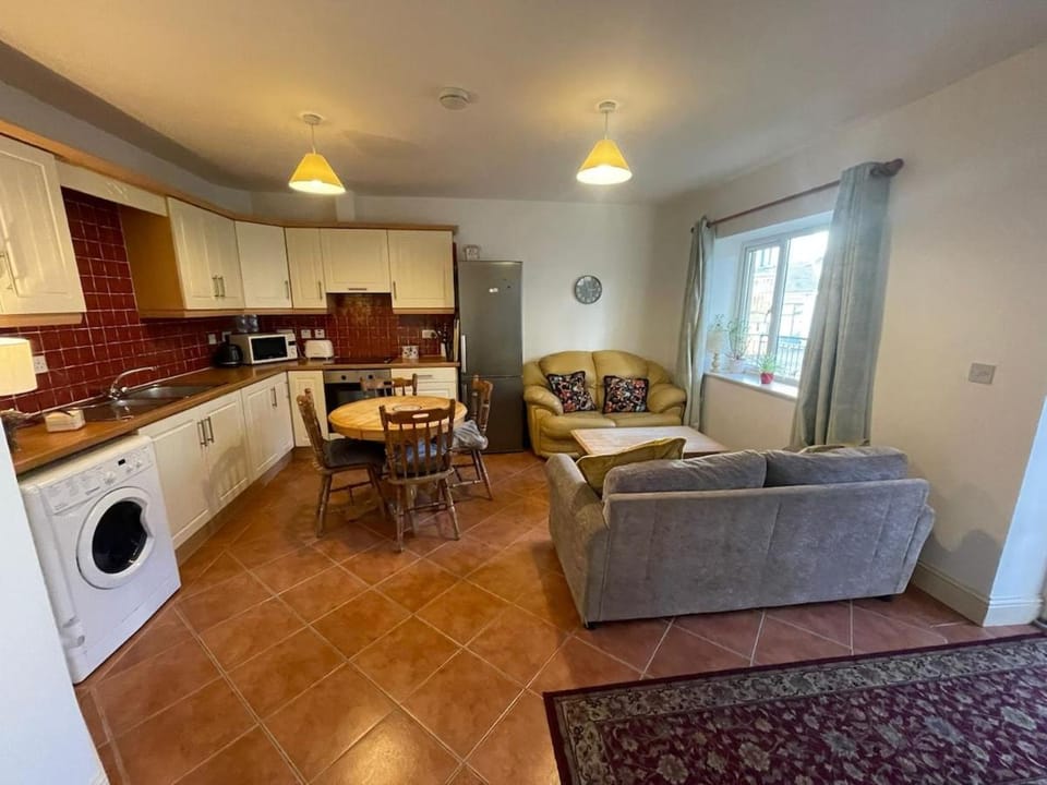 View (from property/room), Kitchen or kitchenette, Living room, Seating area, Dining area, oven, stove, washing machine, dryer, kitchen
