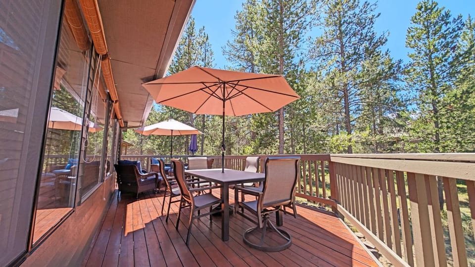 Red Cedar 53 House in Sunriver