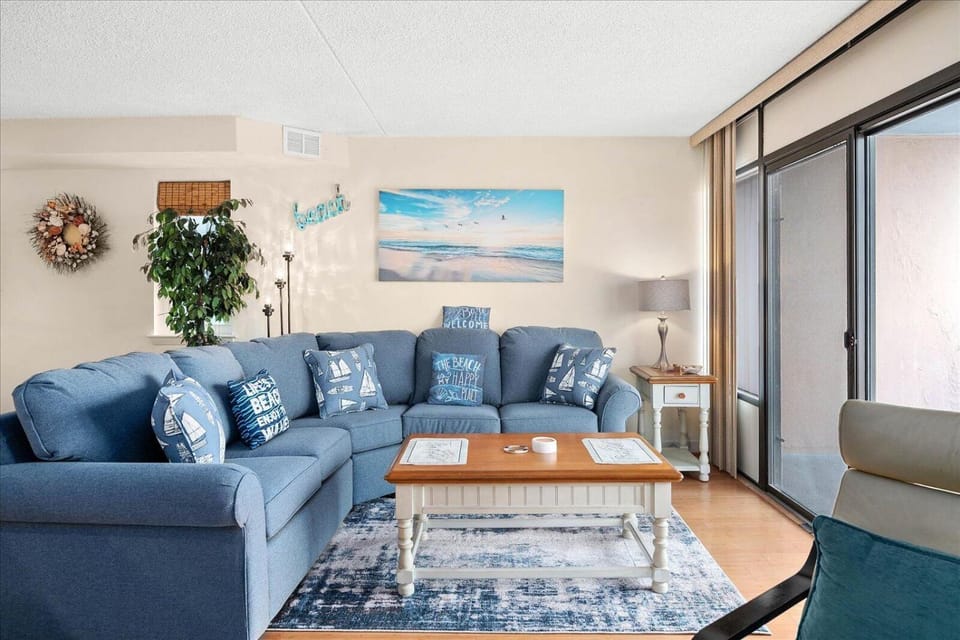 3 Bed/2 Bath Bay Unit with Indoor Pool! House in Ocean City