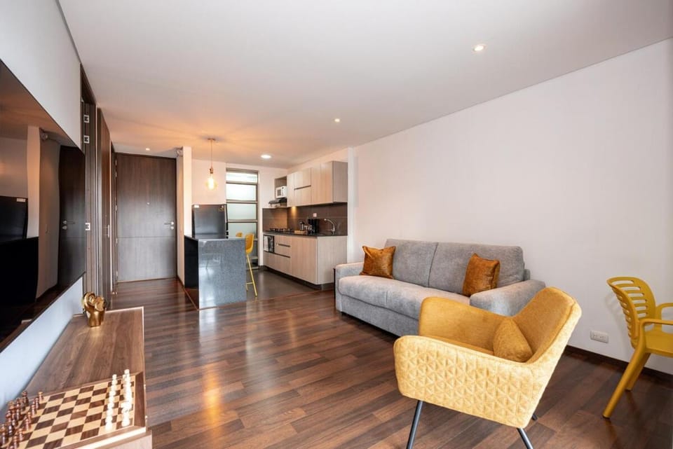 TV and multimedia, Kitchen or kitchenette, Living room, Seating area