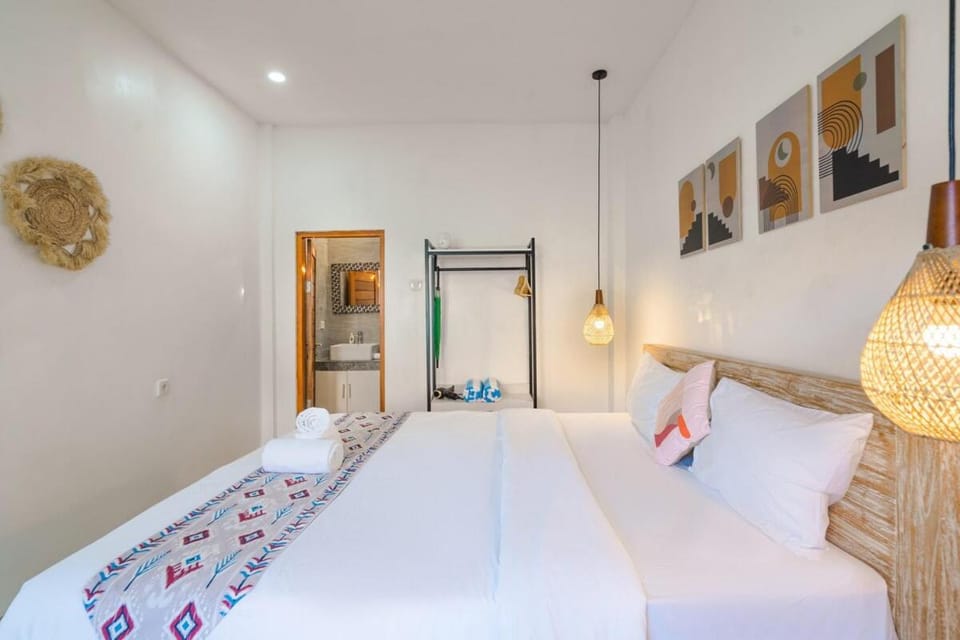 Prime Canggu Location - Agatha Villa Canggu 3 BR Private Pool Villa House in North Kuta