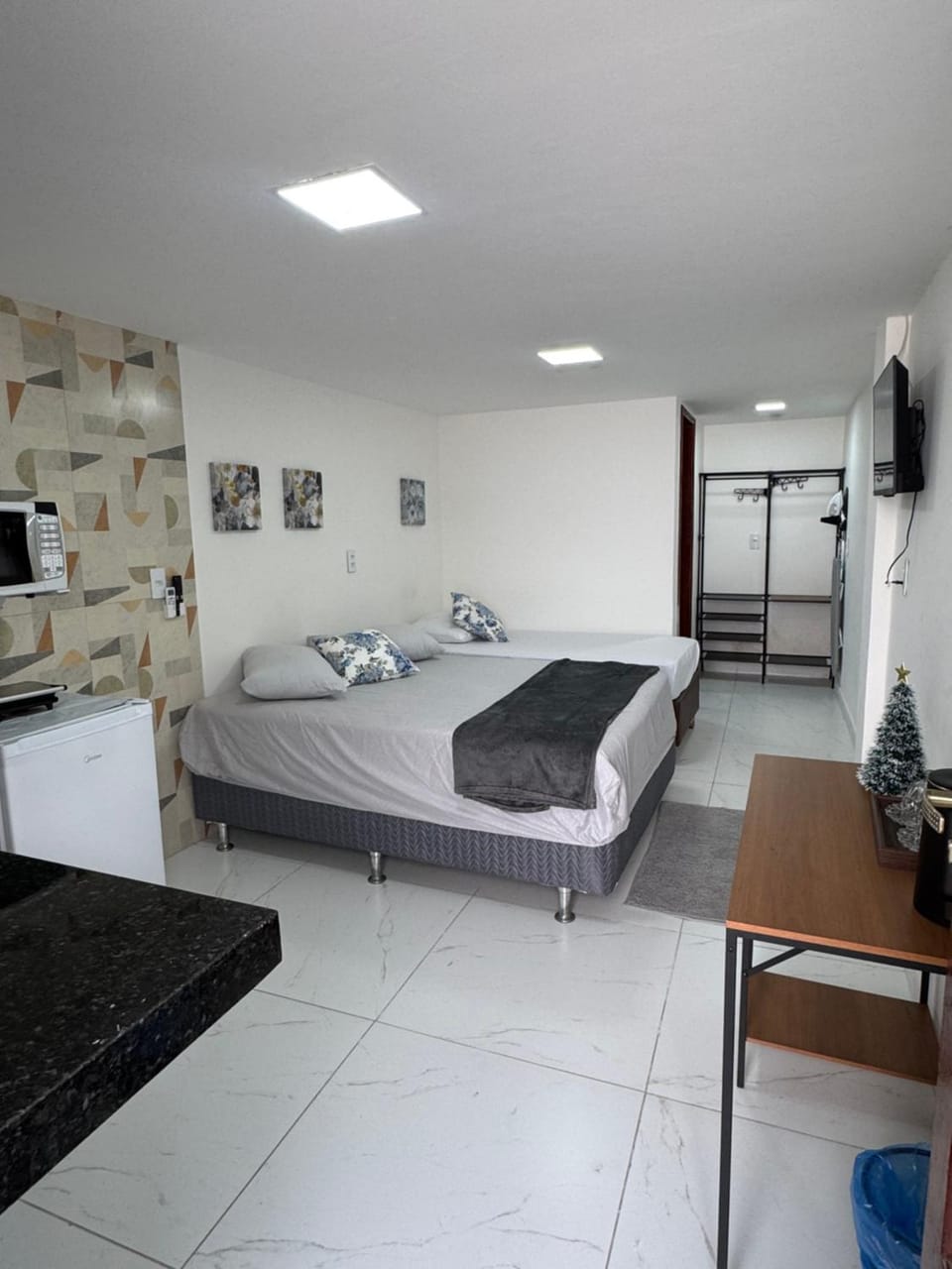 Loft 107 com Ar no bairro Muquiçaba, bem localizado para negócios e fácil acesso para todas as praias e montanhas da cidade - SEM vaga de garagem Apartment in Guarapari