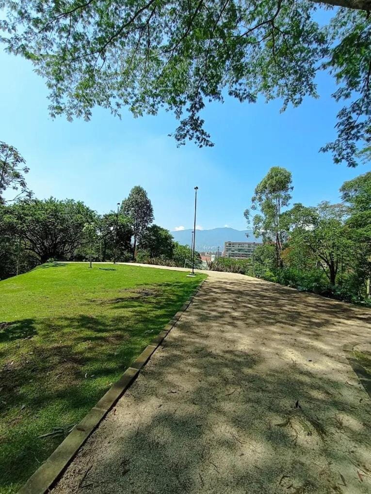 Nearby landmark, Day, Natural landscape, Hiking