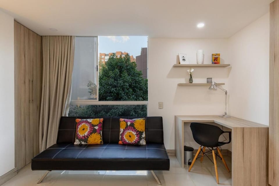 View (from property/room), Seating area, City view