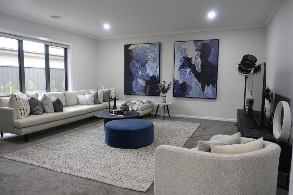 3-Bedroom Home Flexible Beds North Shepparton House in Shepparton