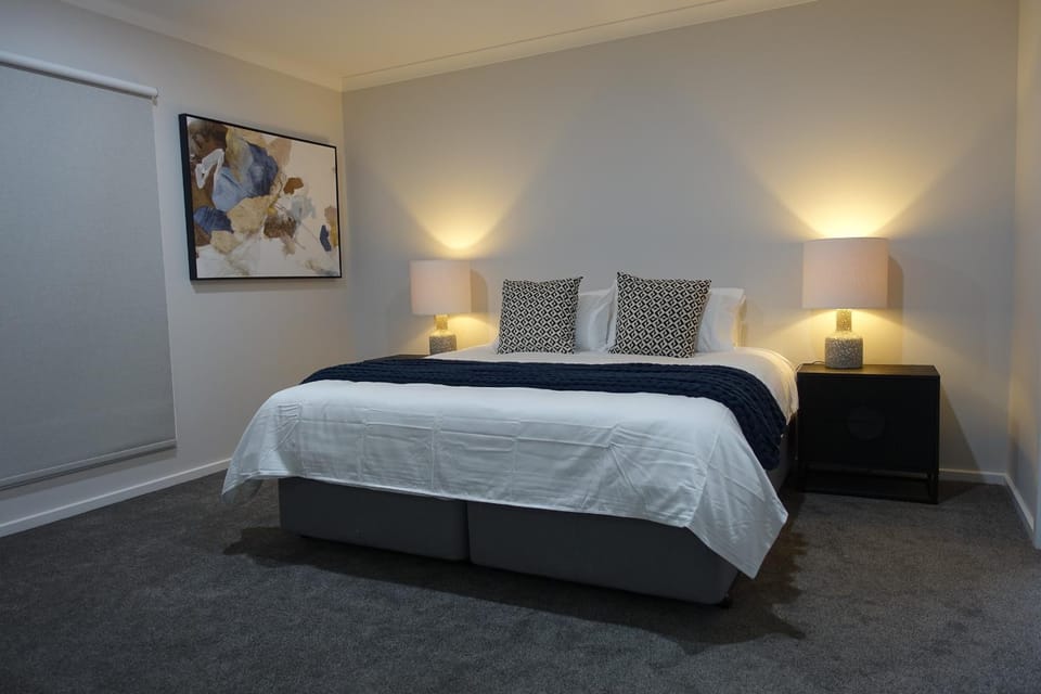 3-Bedroom Home Flexible Beds North Shepparton House in Shepparton