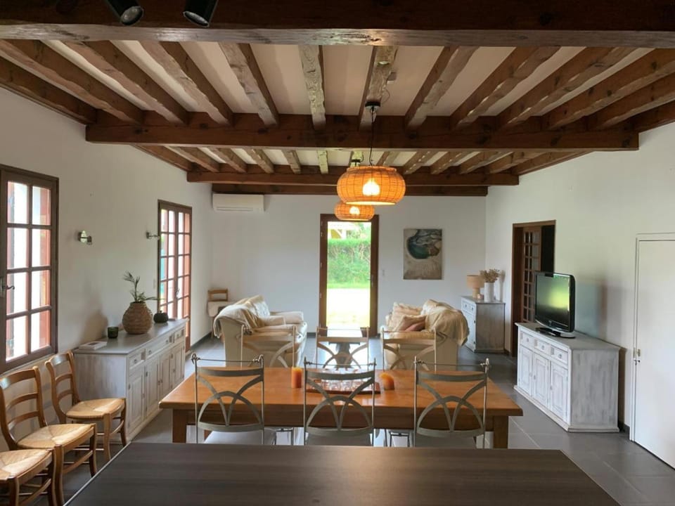 Le gîte du bosque House in Sanguinet