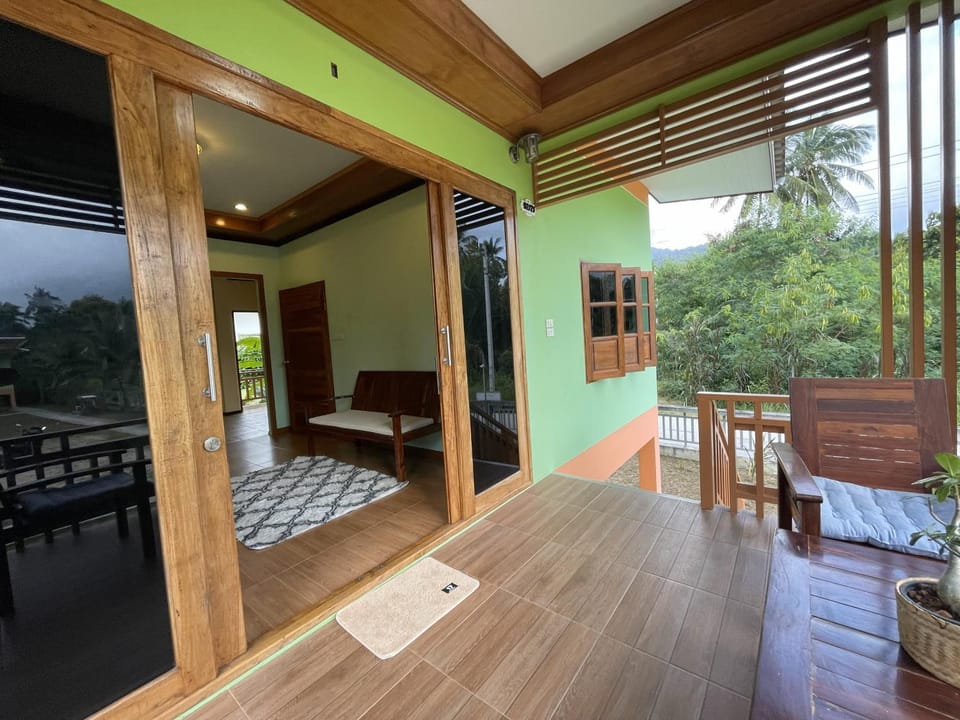 Srisook House House in Ko Pha-ngan Sub-district