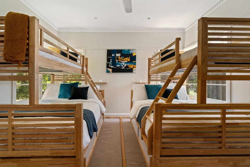 Bed, Bedroom, bunk bed