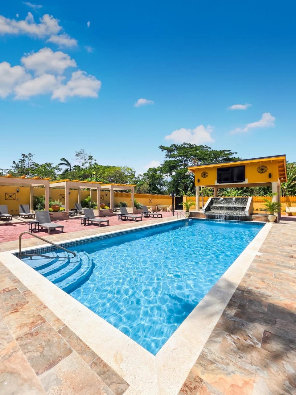 Pool view, Swimming pool