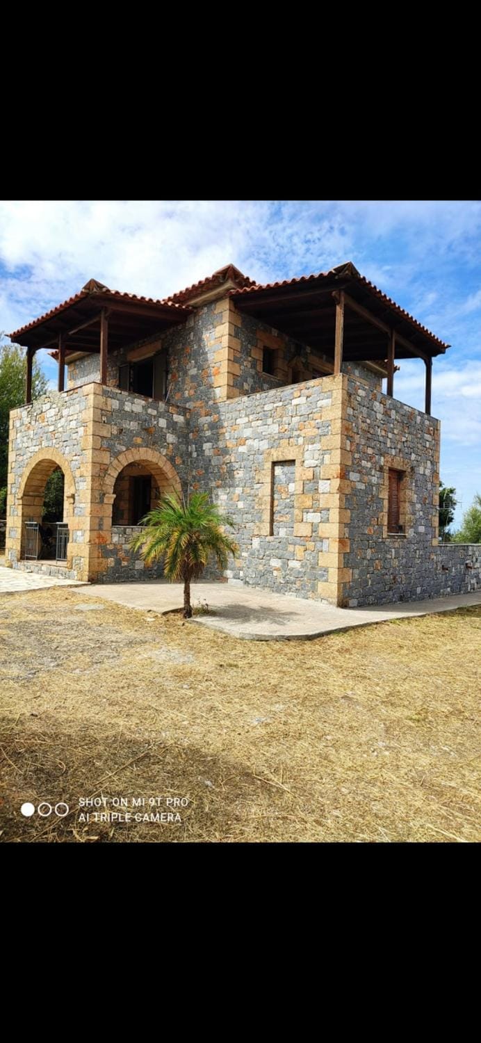 Galini Stone House House in Messenia