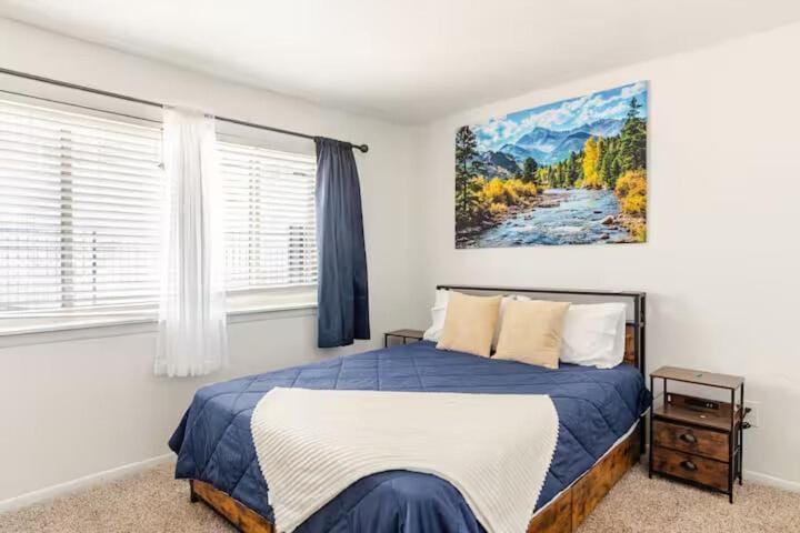Four Bedrooms Sleeps 8 Near UAB Apartment in Birmingham
