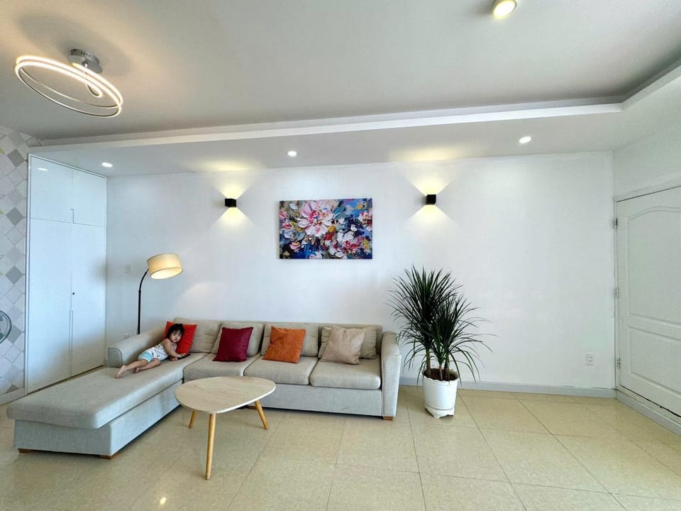 Living room, Seating area, air conditioner