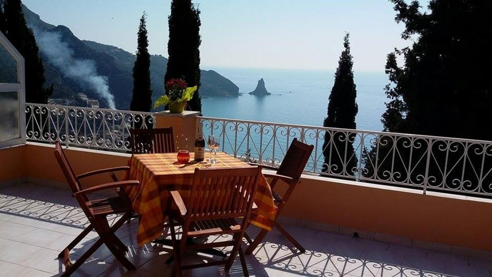 Balcony/Terrace, City view, Garden view, Landmark view