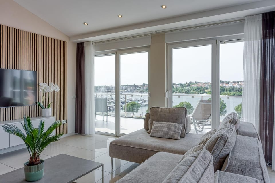 TV and multimedia, Balcony/Terrace, Living room, Sea view