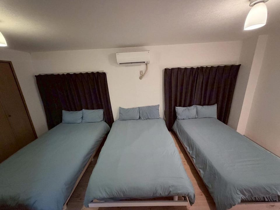 Wide bright room with 3beds Apartment in Osaka