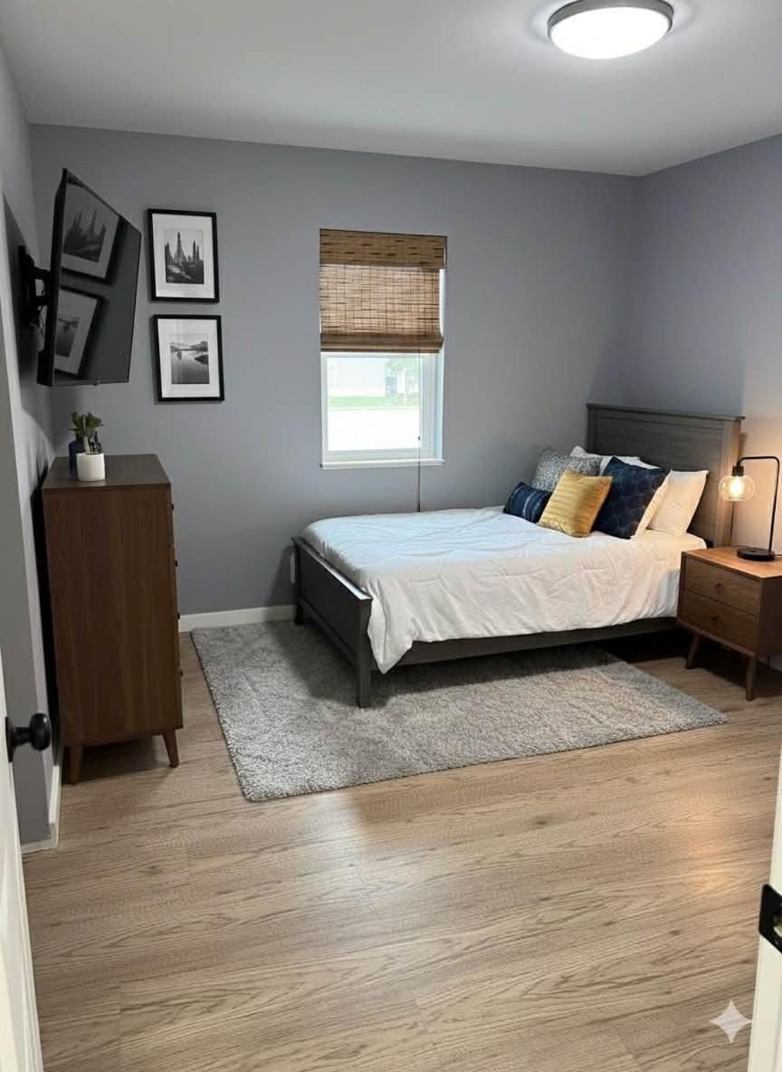 Upscale Peaceful Stay in Gary House in Gary