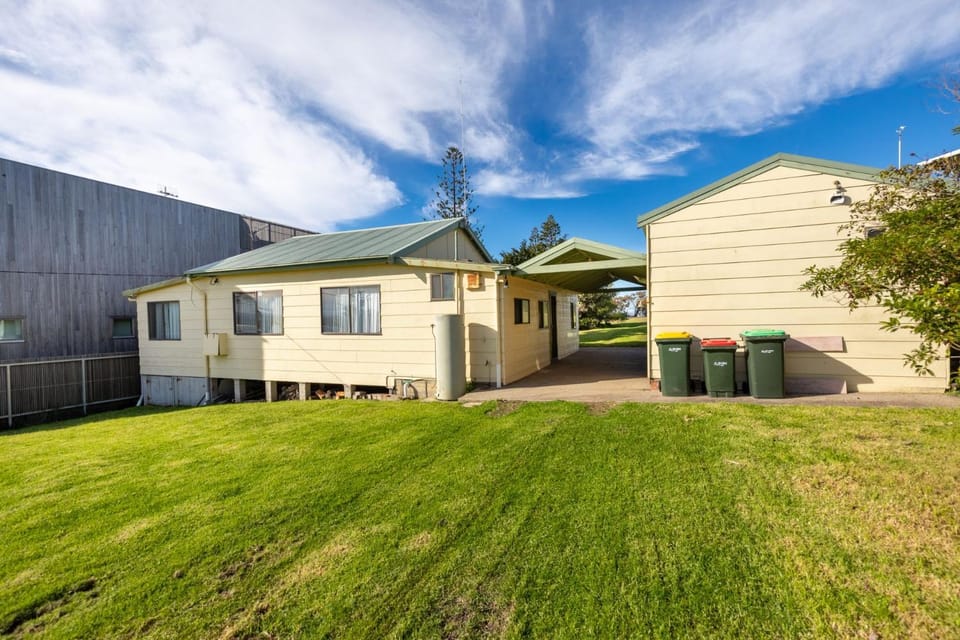 3 Barragoot Street House in Bermagui