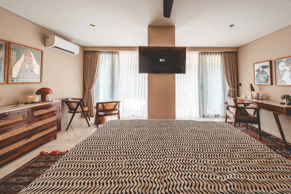 TV and multimedia, Photo of the whole room, Evening entertainment, Bedroom, air conditioner