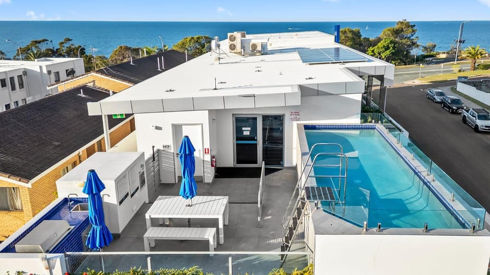 Spacious 3Beds Beachside Aptm close to Mooloolaba Apartment in Sunshine Coast
