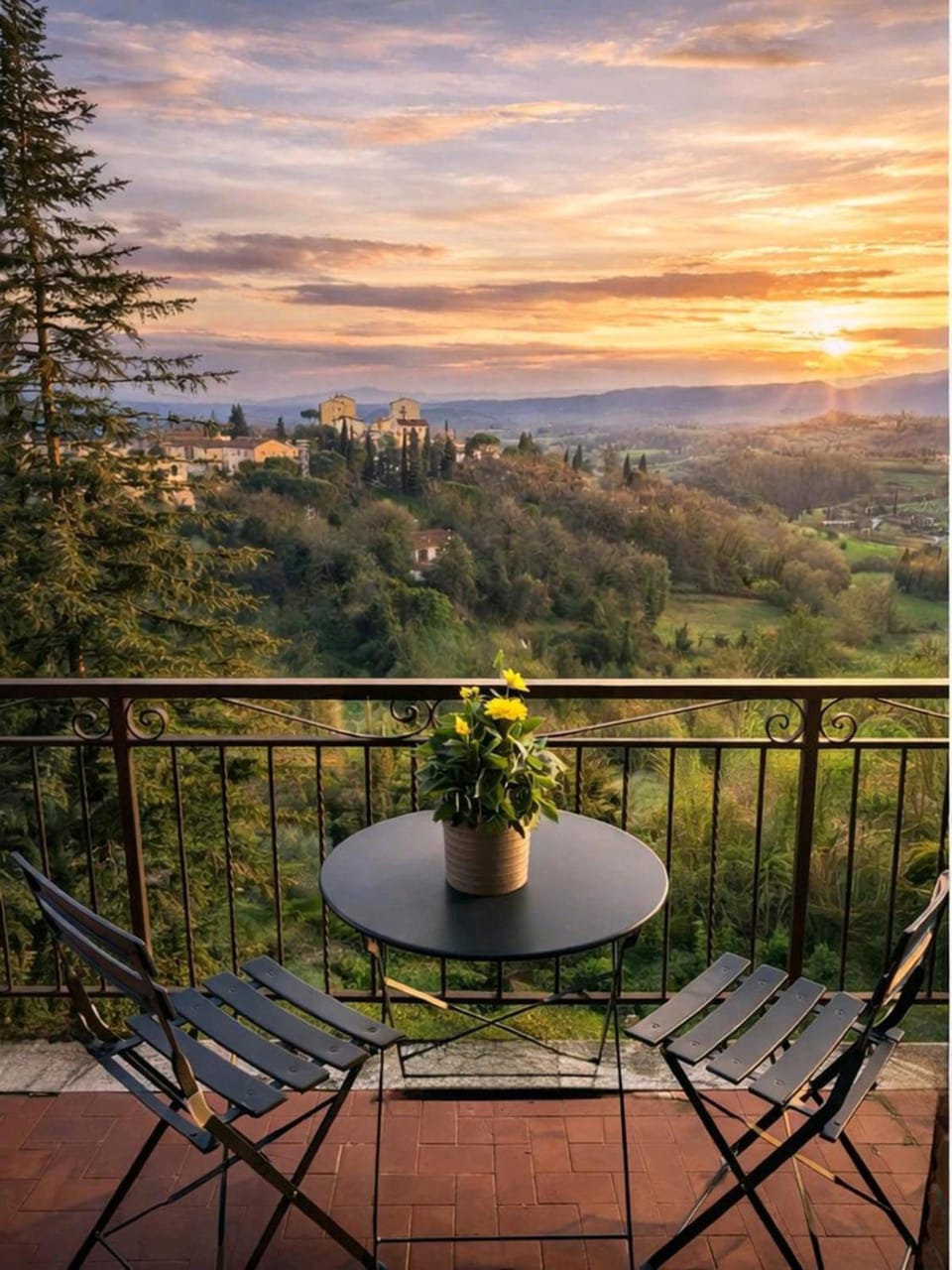 View (from property/room), Balcony/Terrace, Mountain view