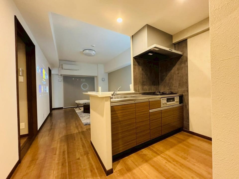 LuxurySweet East72 最大7人 ペット可 箱崎宮前駅徒歩3分 新築 Apartment in Fukuoka