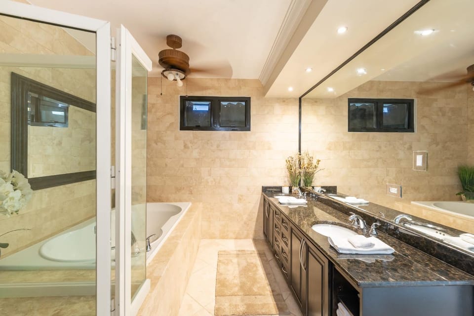 5 BR Dorado Dreams at Ritz Dorado Beach Resort Villa in Dorado