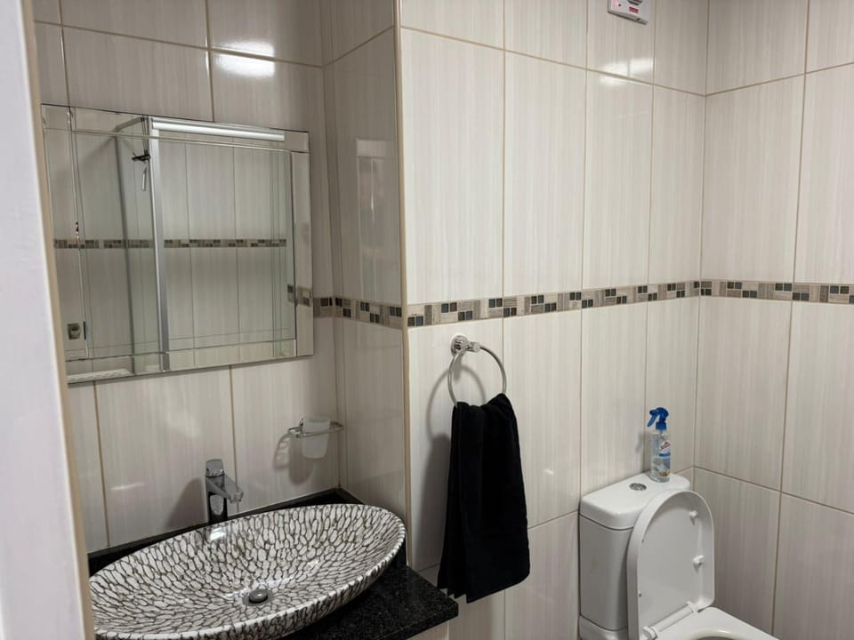 230 Laguna La Crete Apartment in Margate